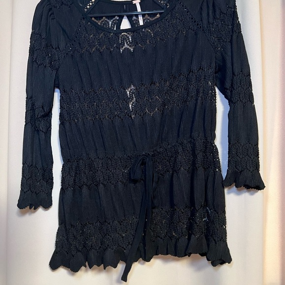 Free People Black Ruffled Tie Front Blouse - Picture 3 of 8